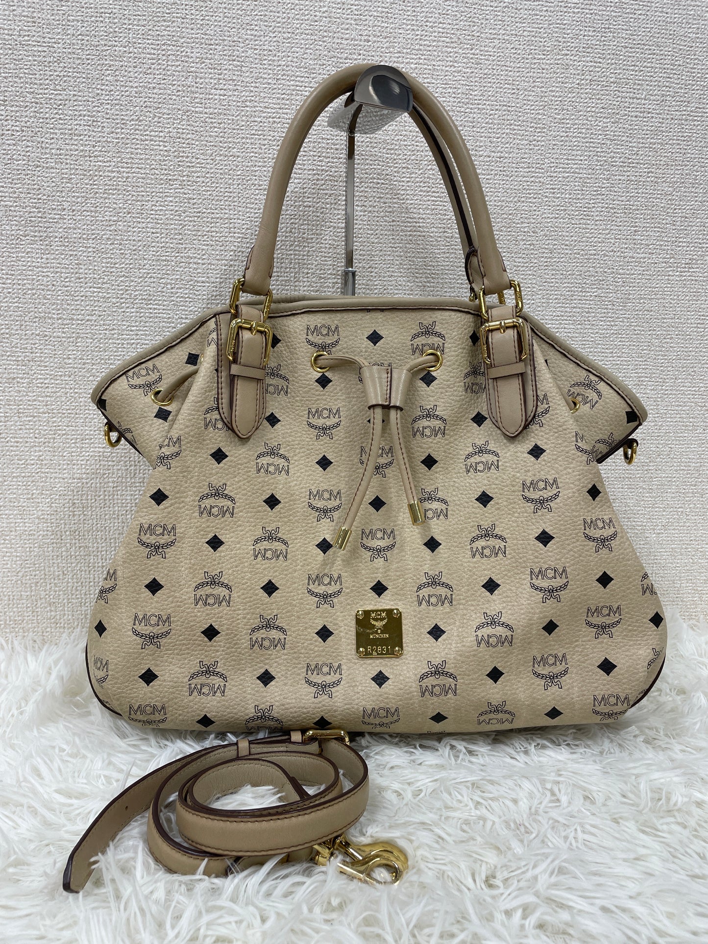 MCM Beige Handle Bags A-17482