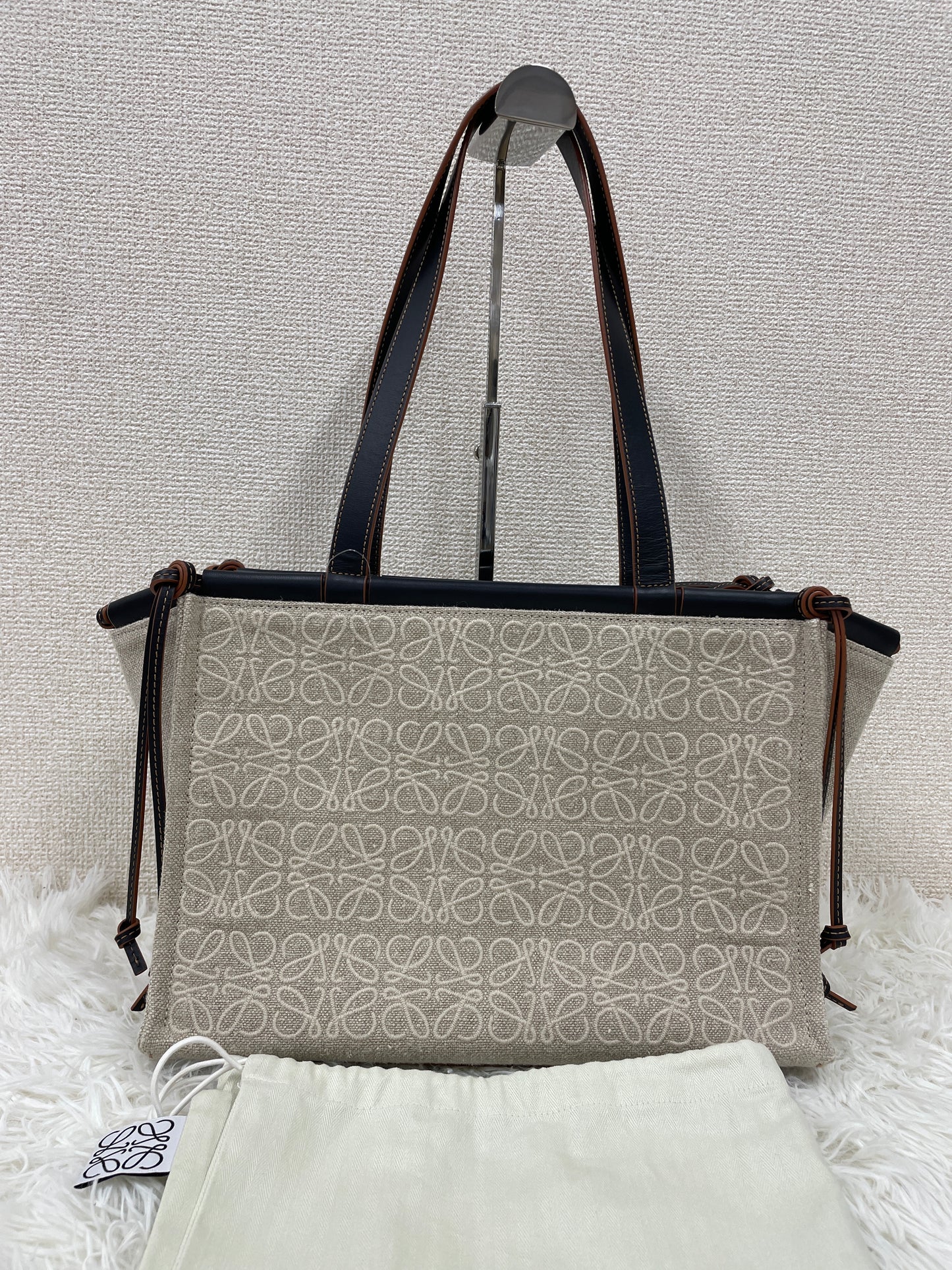 Loewe Beige Tote Bags A-17485