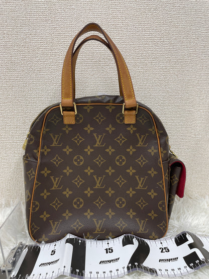 Louis Vuitton Brown Shoulder Bags A-17487