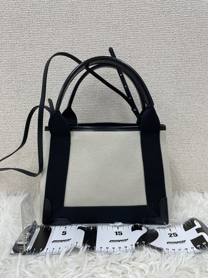 Balenciaga White Tote Bags A-17488