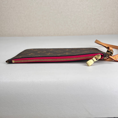 Louis Vuitton Brown Pouches A-17493