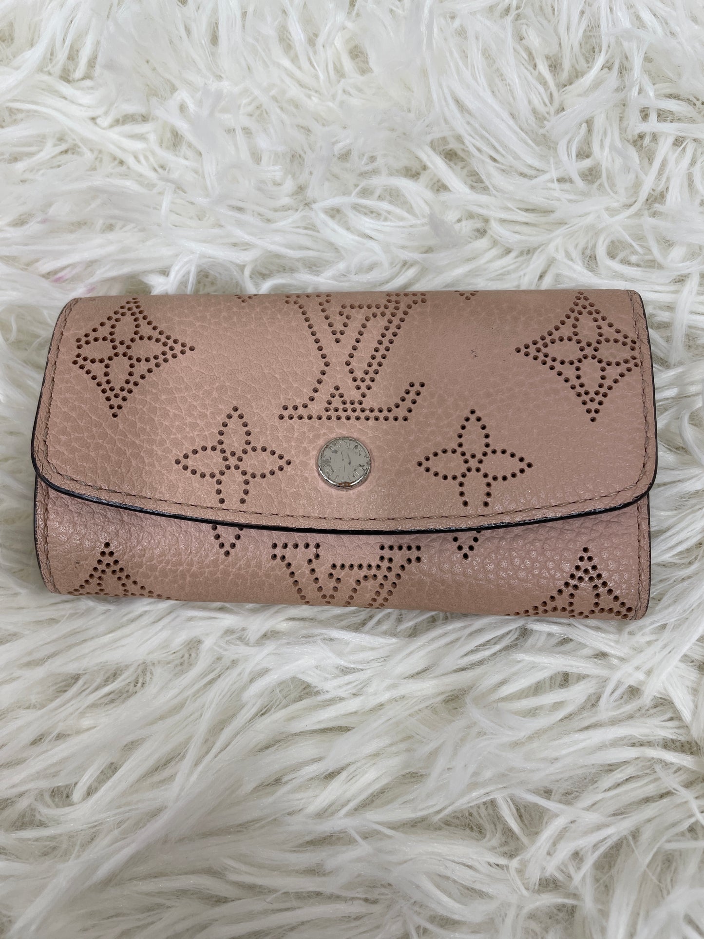 Louis Vuitton Pink Small goods A-17538
