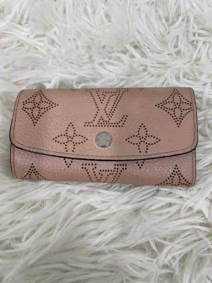 Louis Vuitton Pink Small goods A-17538
