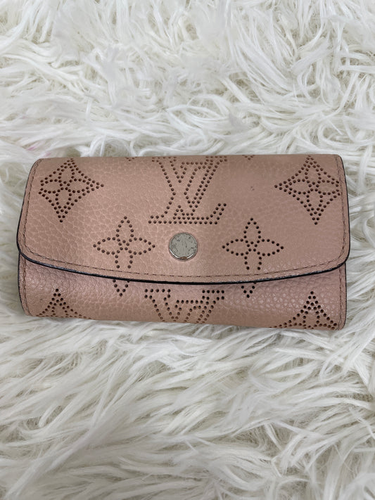 Louis Vuitton Pink Small goods A-17538