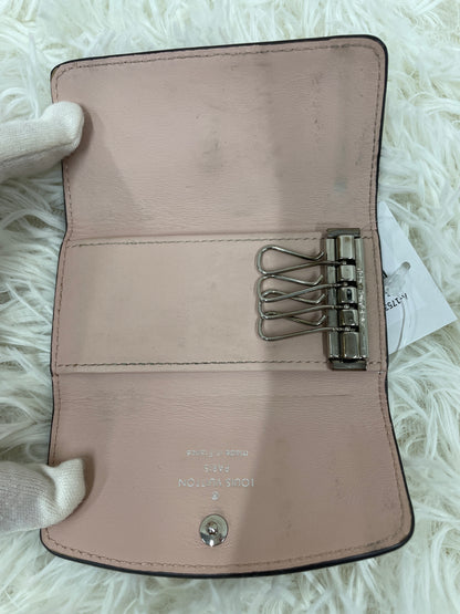 Louis Vuitton Pink Small goods A-17538