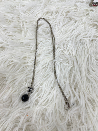 Chanel Black Necklaces A-17543