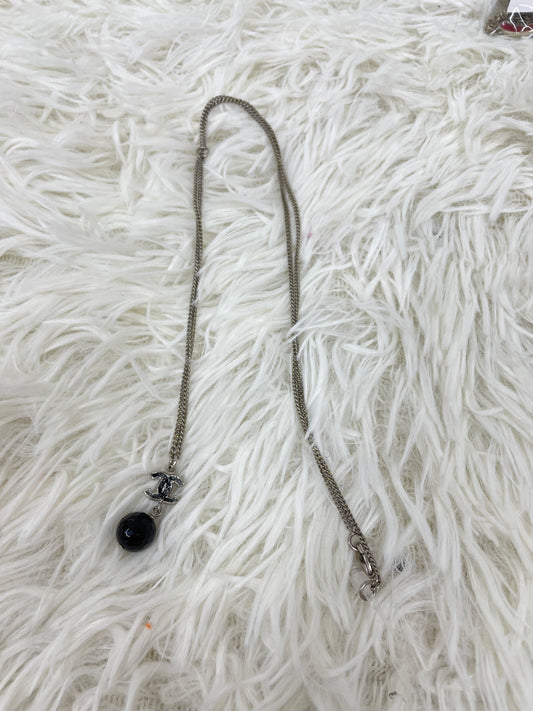 Chanel Black Necklaces A-17543