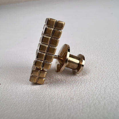Chanel Gold Small goods A-17544