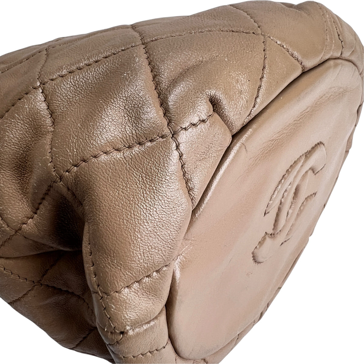 Chanel Beige Shoulder Bags A-17553