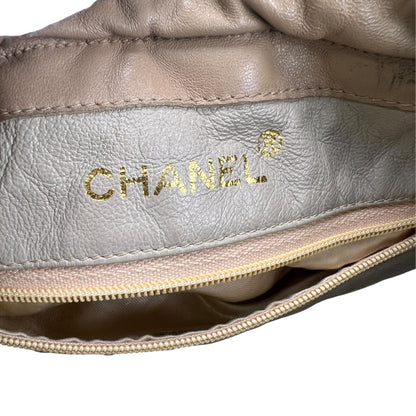 Chanel Beige Shoulder Bags A-17553