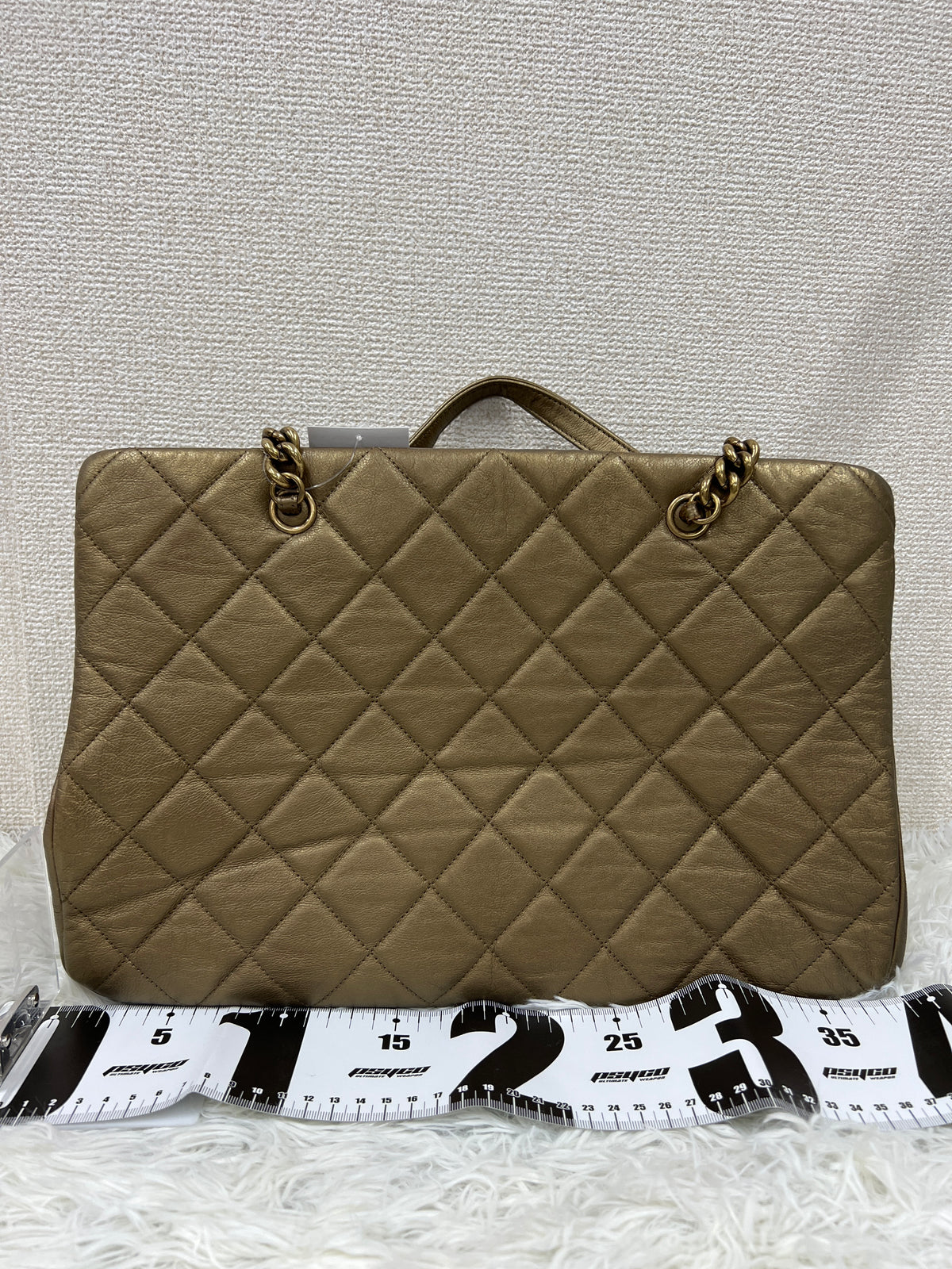 Chanel Gold Shoulder Bags A-17554