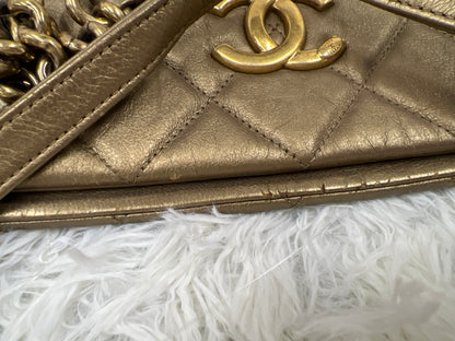 Chanel Gold Shoulder Bags A-17554