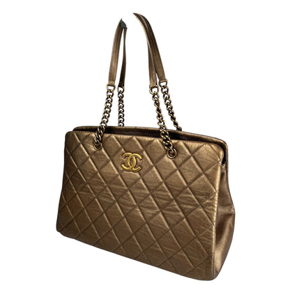 Chanel Gold Shoulder Bags A-17554
