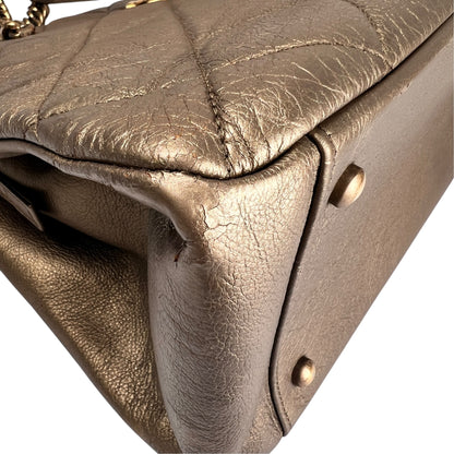 Chanel Gold Shoulder Bags A-17554