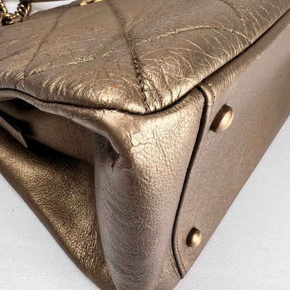 Chanel Gold Shoulder Bags A-17554