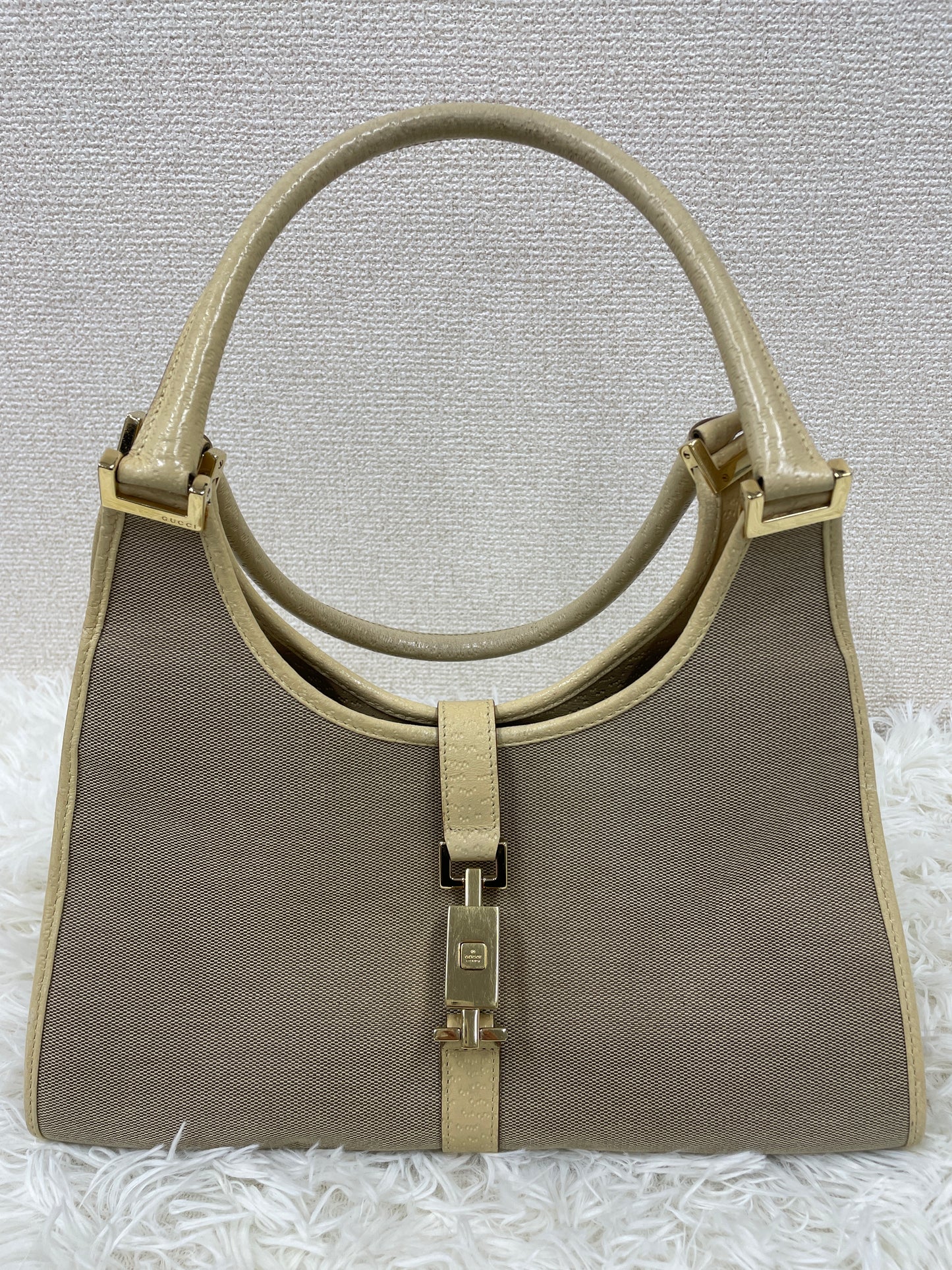 Gucci Beige Handle Bags A-17565