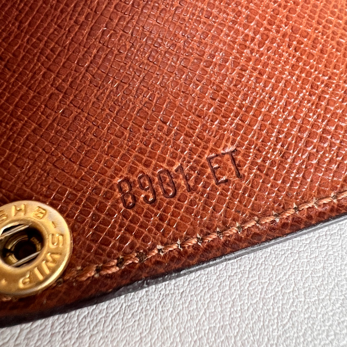 Louis Vuitton Brown Small goods A-17567