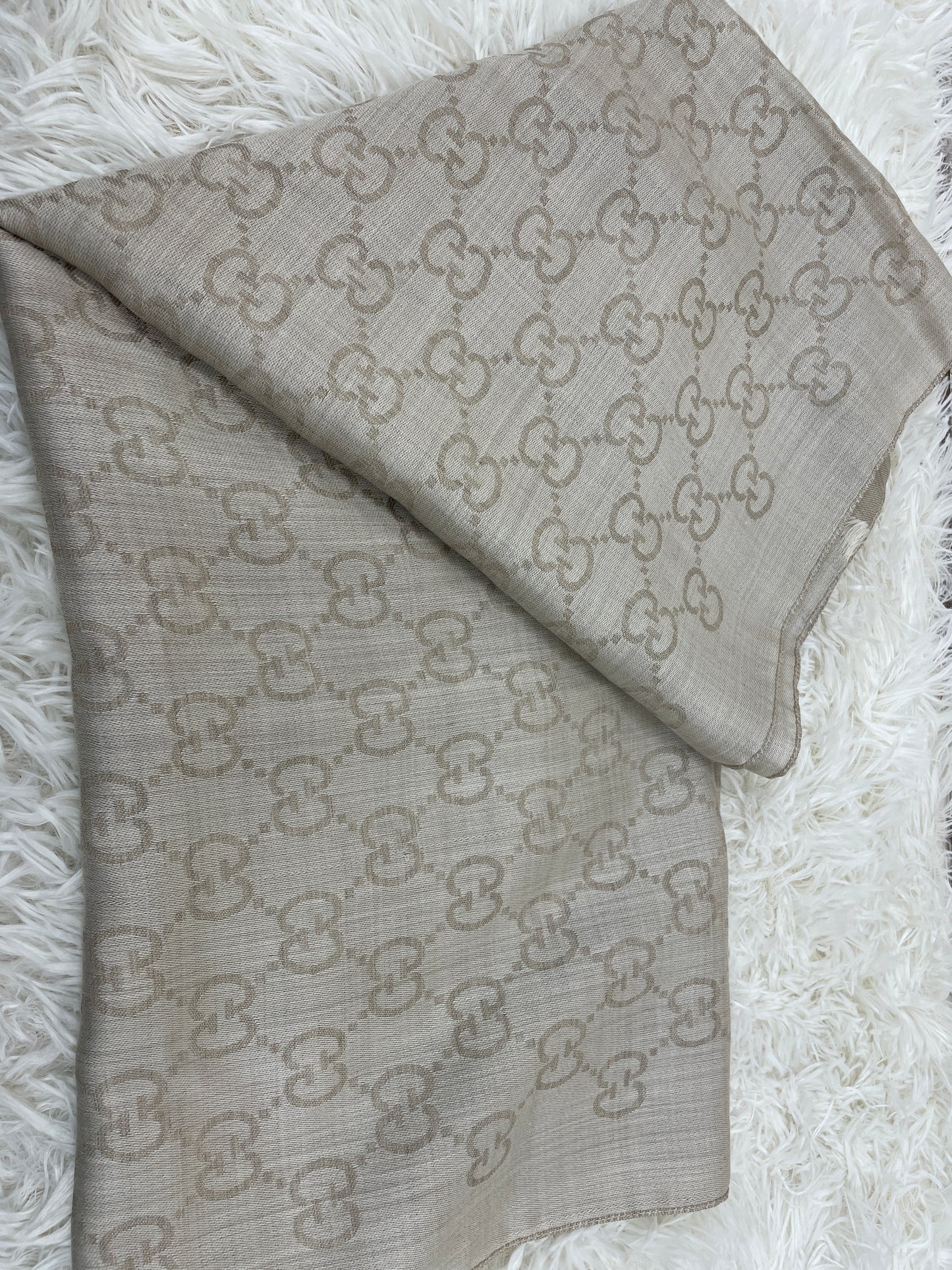 Gucci Beige Scarves A-17580