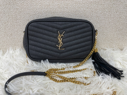 Saint Laurent Black Shoulder Bags A-17584