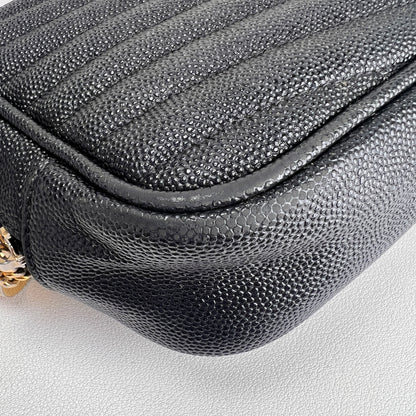 Saint Laurent Black Shoulder Bags A-17584