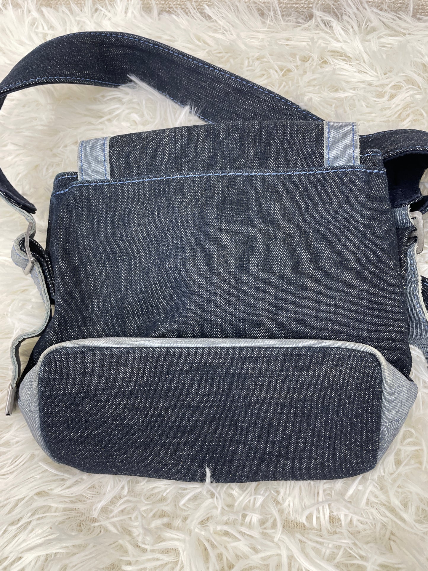 Vivienne Westwood Blue Shoulder Bags A-17603