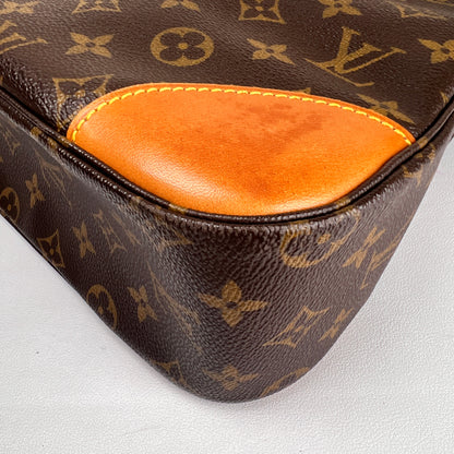 Louis Vuitton Brown Shoulder Bags A-17605