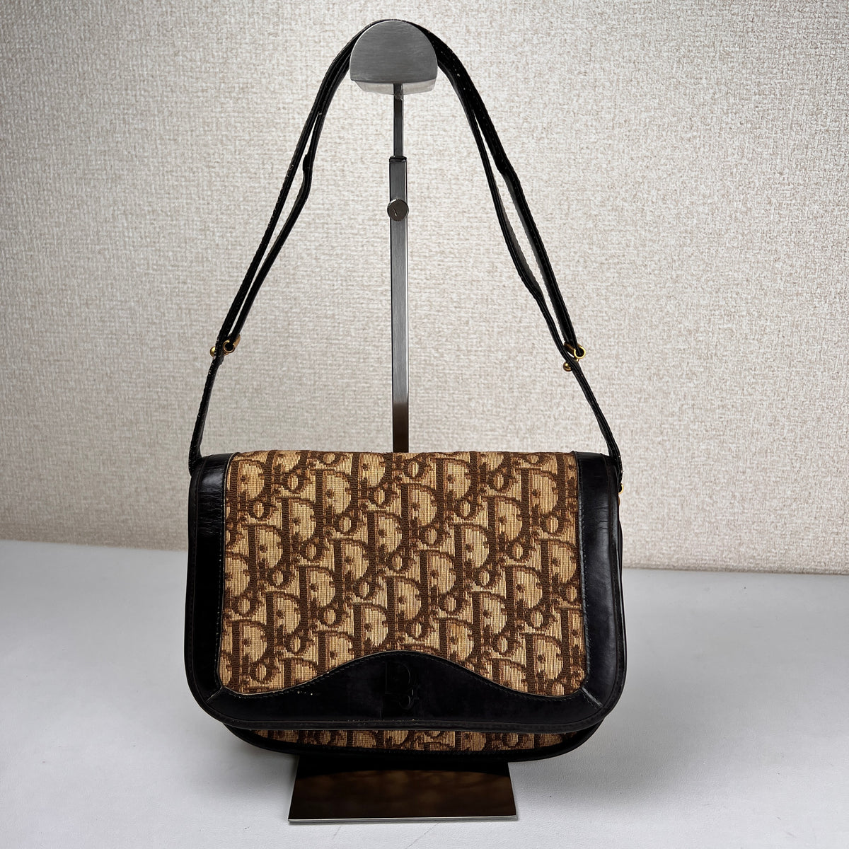 Dior Brown Shoulder Bags A-17607