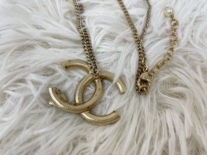 Chanel Multicolor Necklaces A-17611