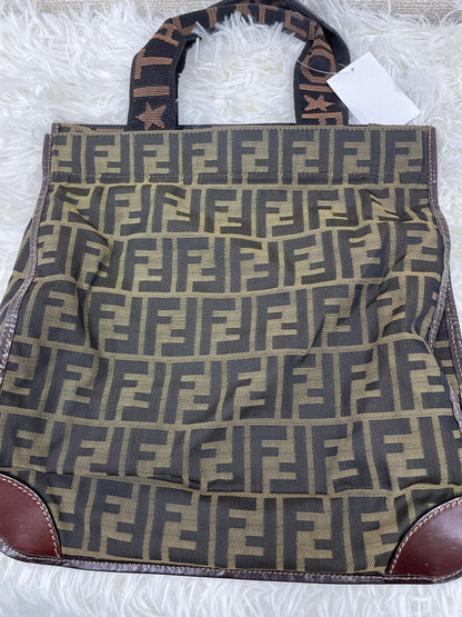Fendi Beige Tote Bags A-17612