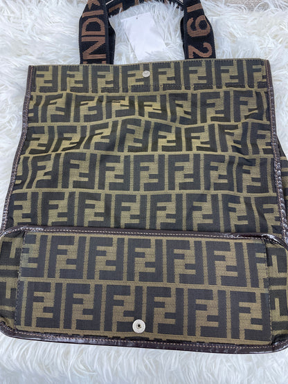 Fendi Beige Tote Bags A-17612