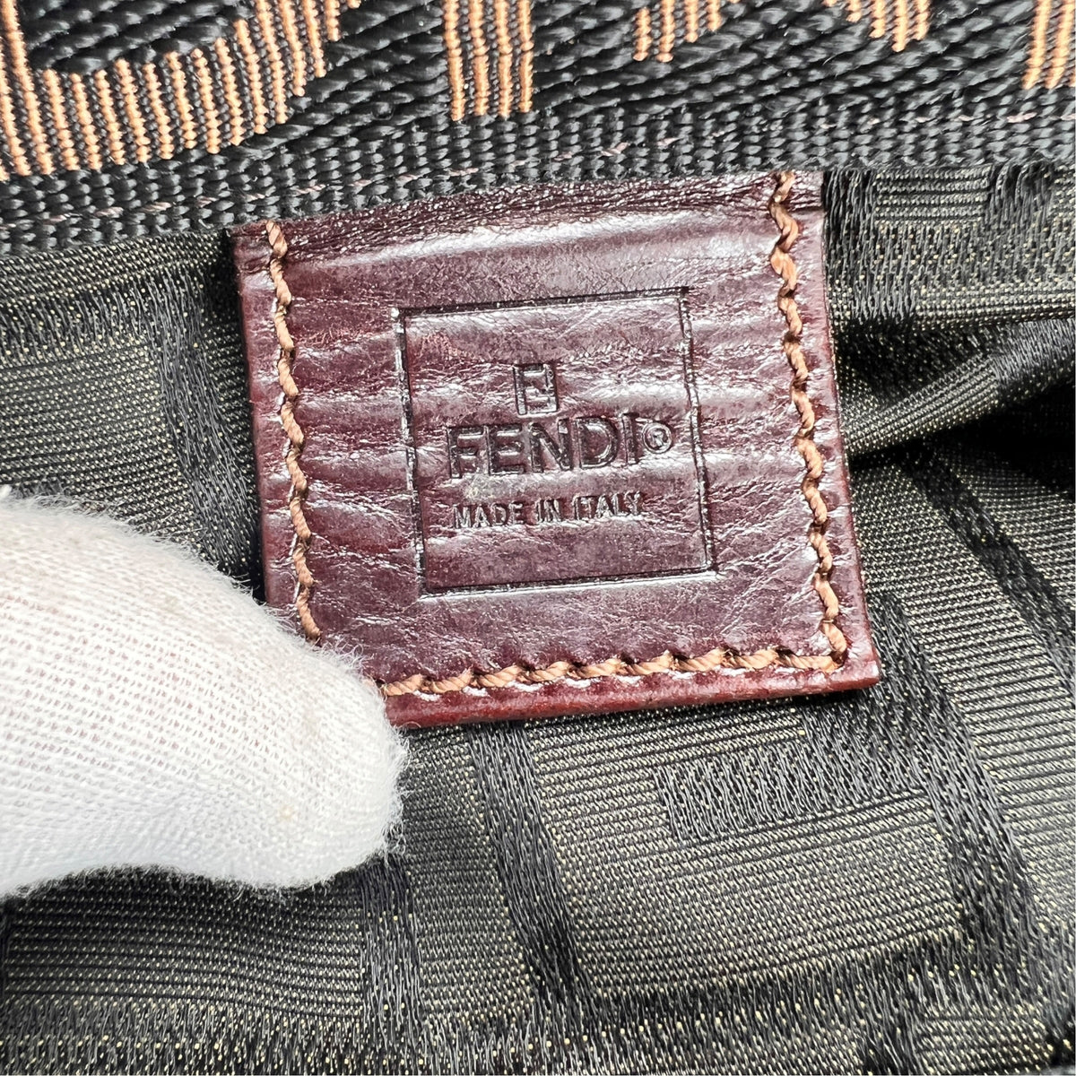 Fendi Beige Tote Bags A-17612