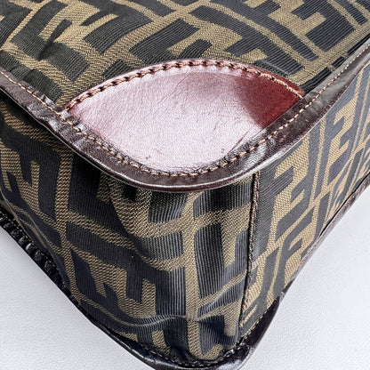 Fendi Beige Tote Bags A-17612