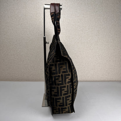 Fendi Beige Tote Bags A-17612
