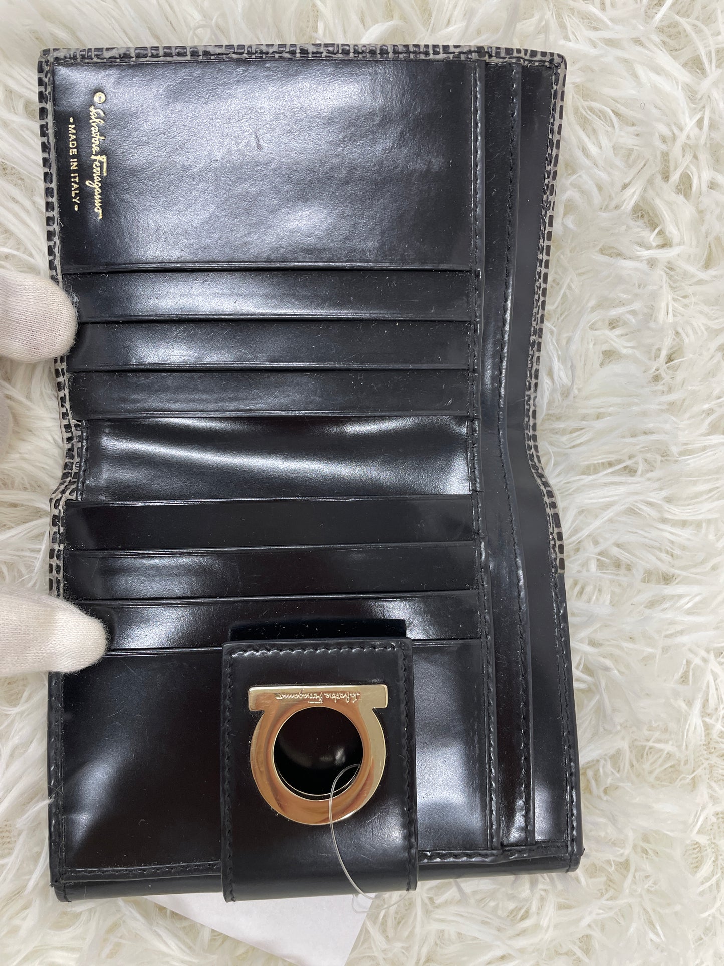 Ferragamo Black Wallets A-17614