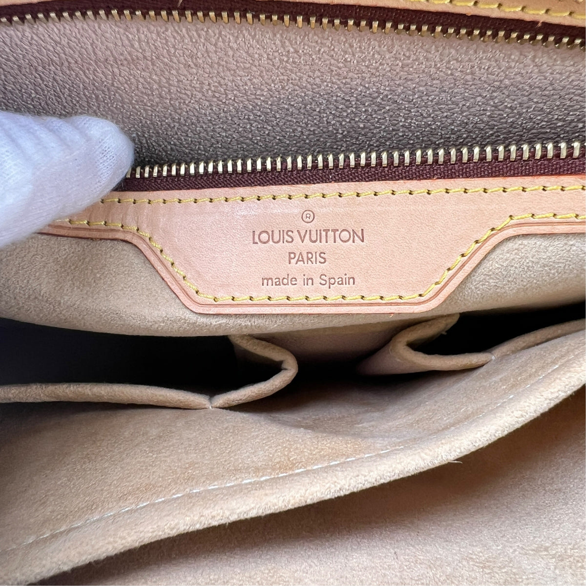 Louis Vuitton Brown Handle Bags A-17629
