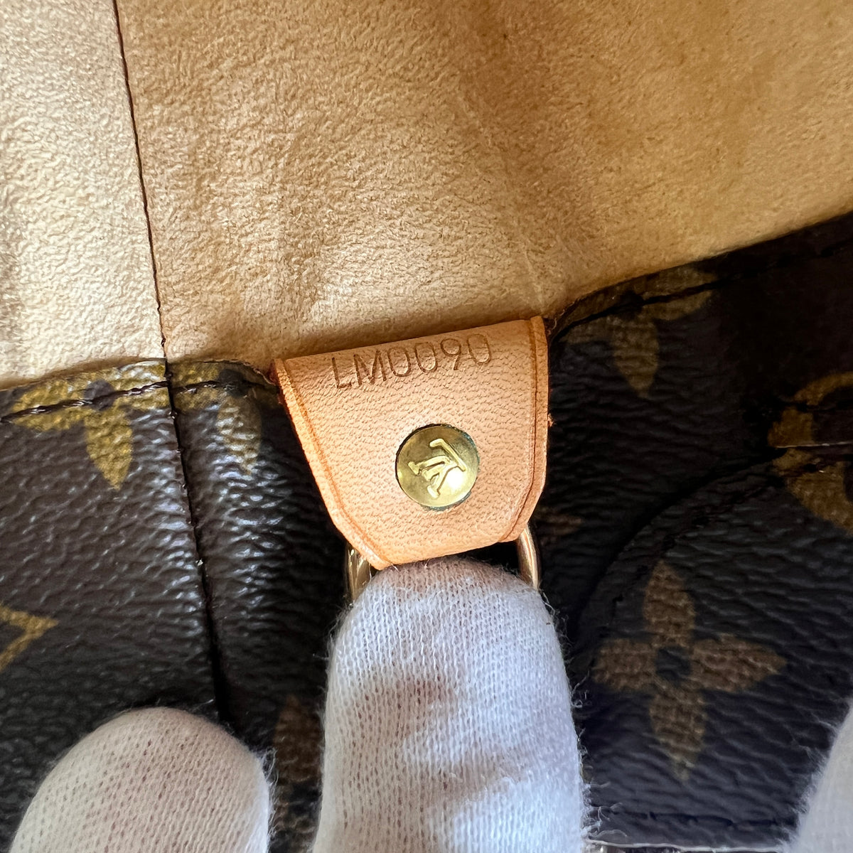 Louis Vuitton Brown Handle Bags A-17629