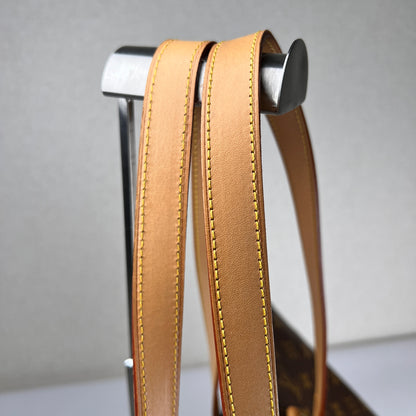 Louis Vuitton Brown Handle Bags A-17629