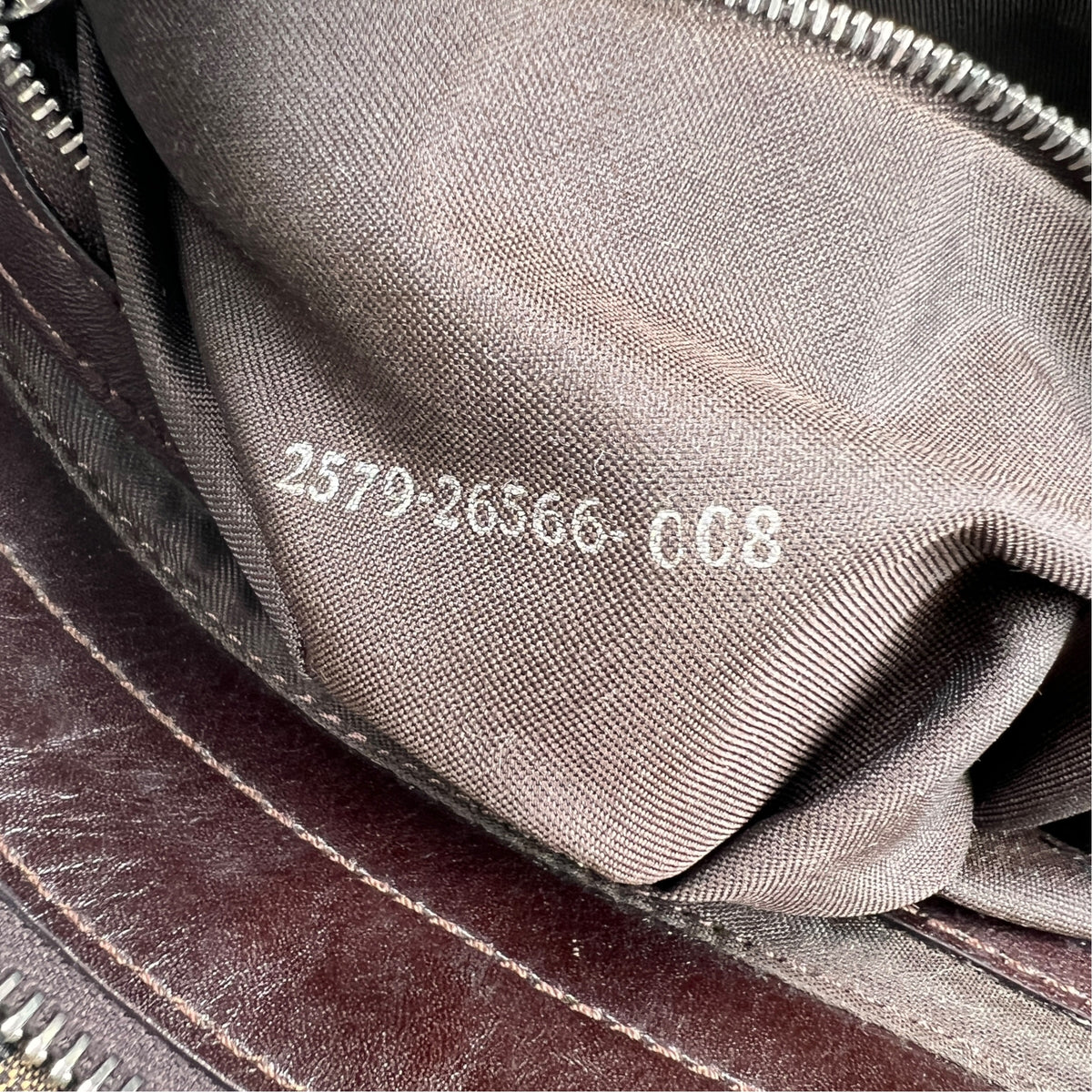 Fendi Beige Shoulder Bags A-17637