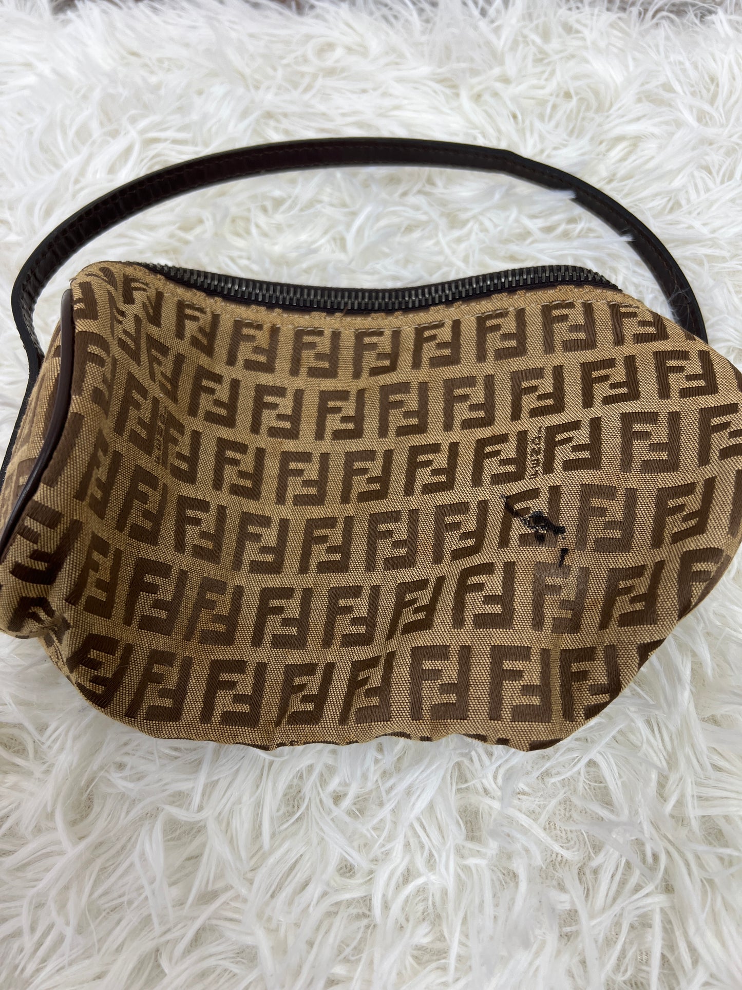 Fendi Beige Handle Bags A-17638