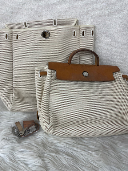 Hermes Beige Handle Bags A-17647