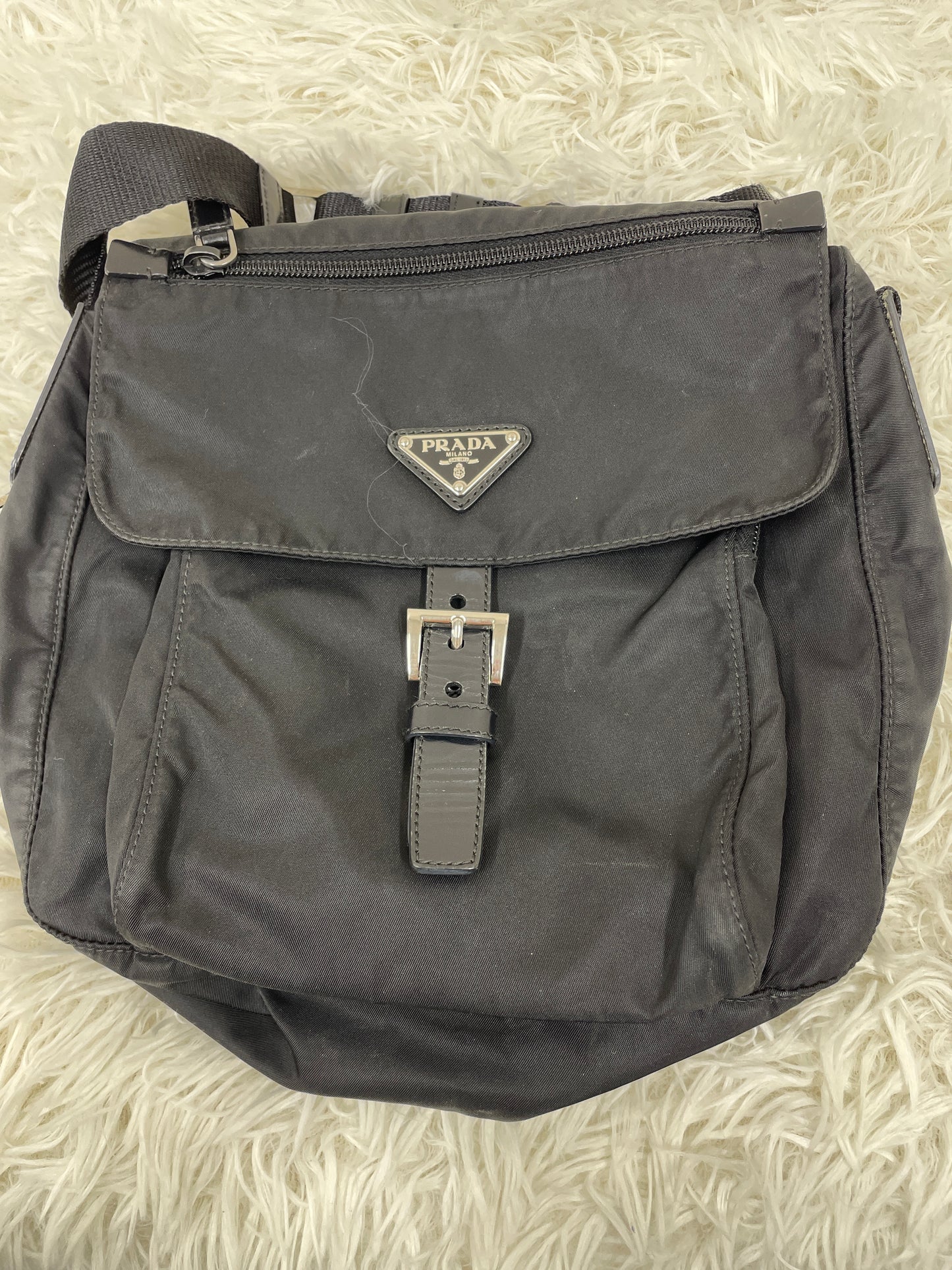 Prada Black Shoulder Bags A-17652