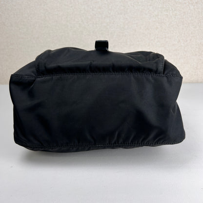 Prada Black Shoulder Bags A-17652
