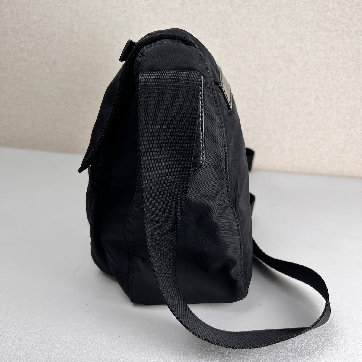 Prada Black Shoulder Bags A-17652