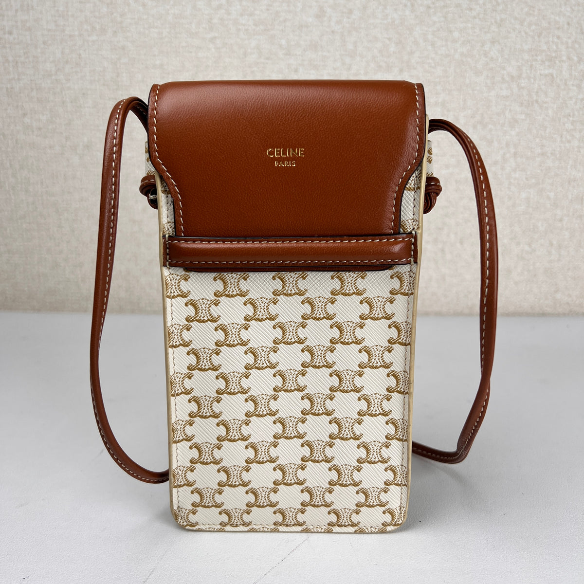 Celine Brown Shoulder Bags A-17654