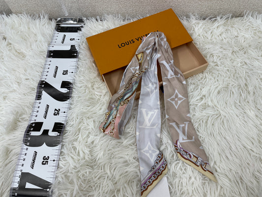 Louis Vuitton Pink Scarves A-17660