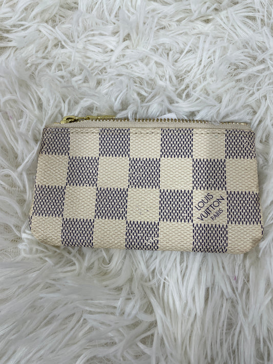 Louis Vuitton Beige Pouches A-17662