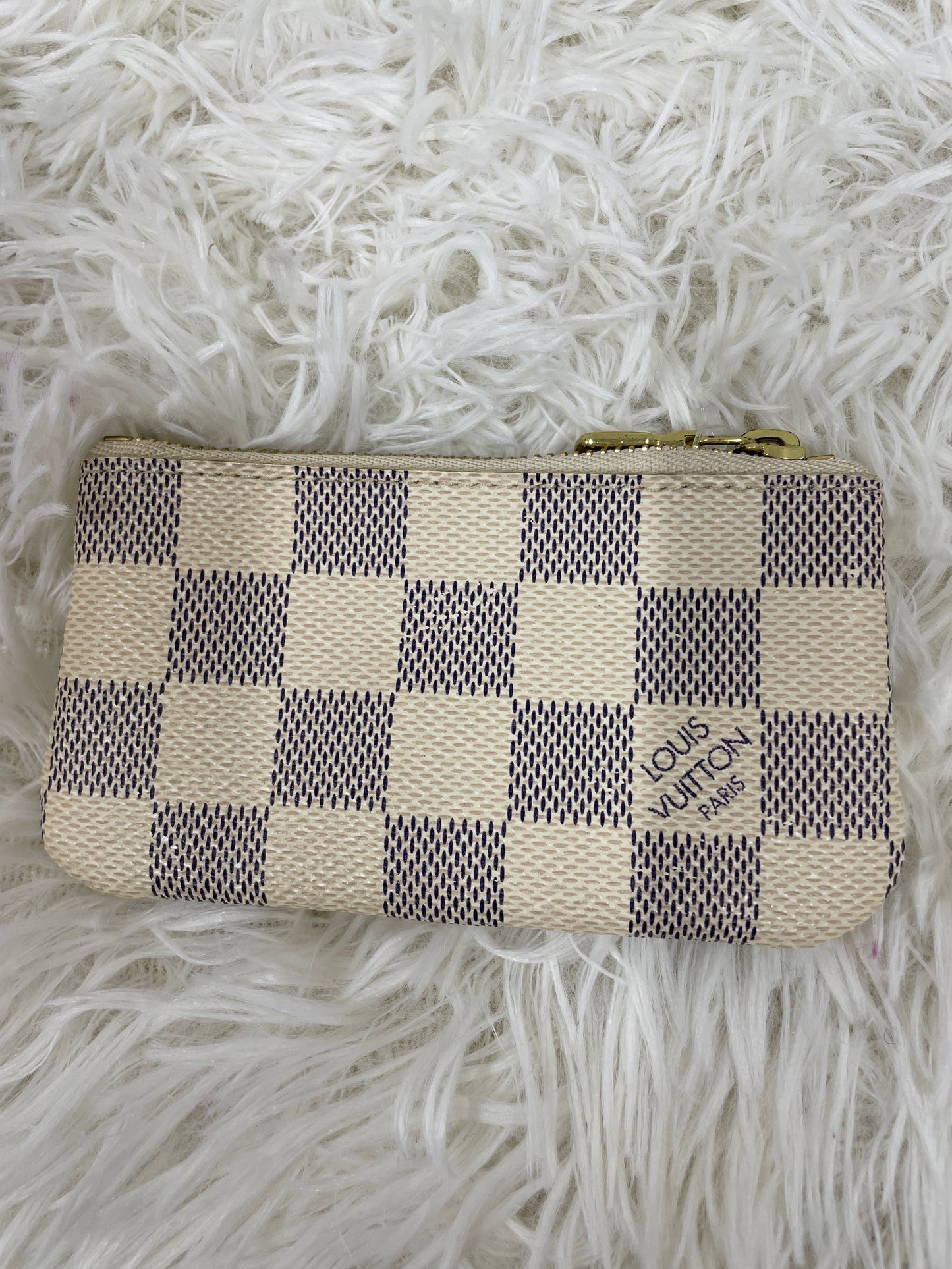 Louis Vuitton Beige Pouches A-17662