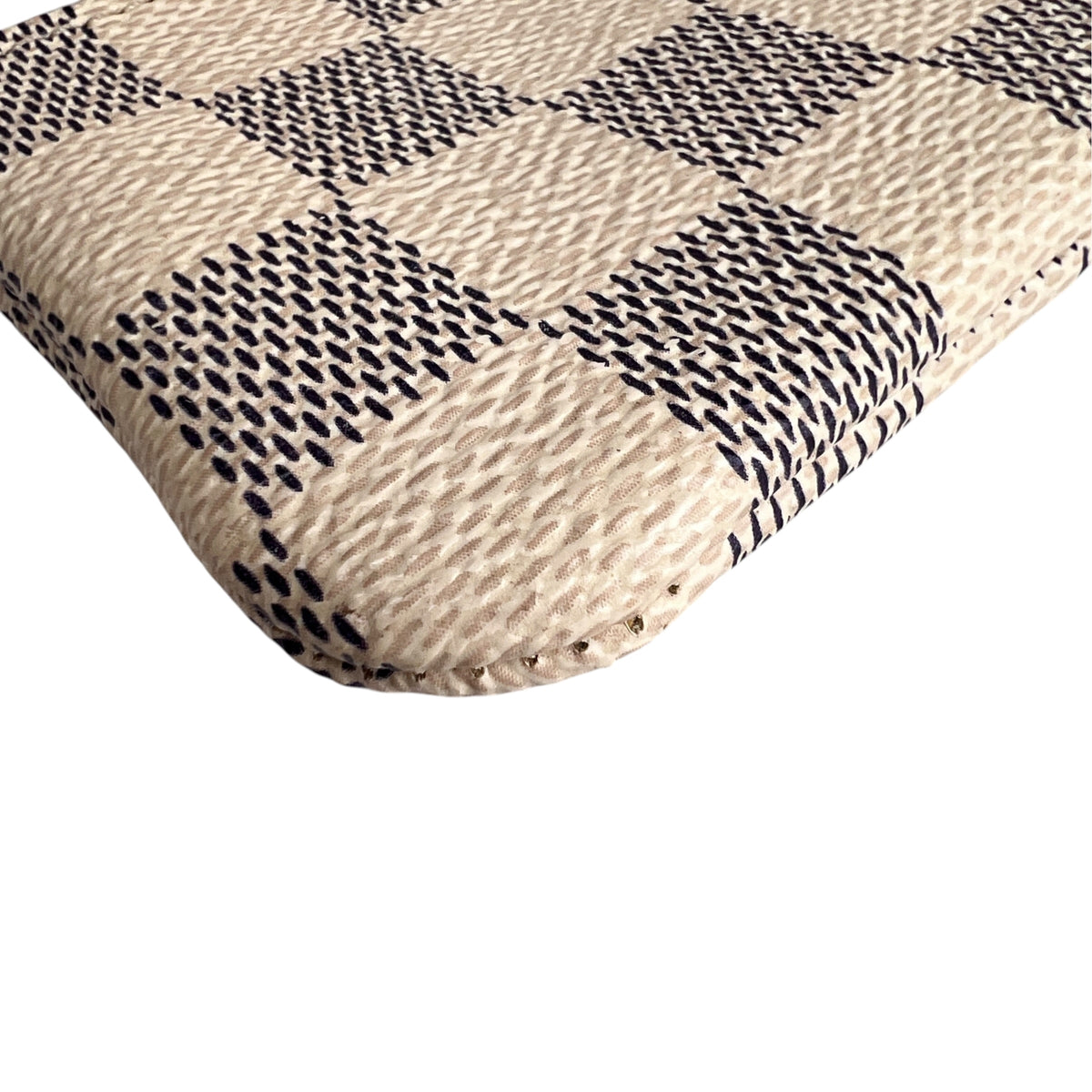 Louis Vuitton Beige Pouches A-17662