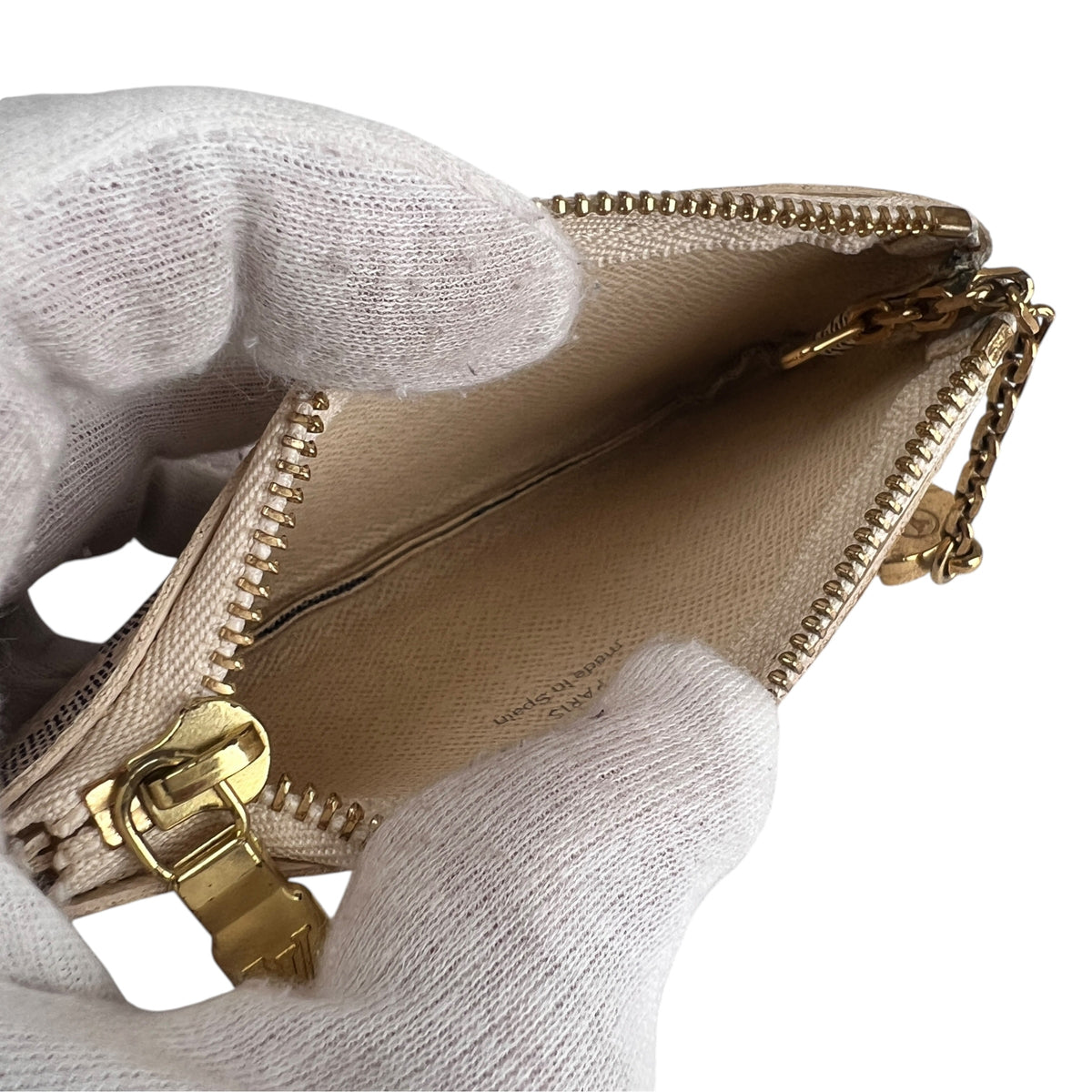 Louis Vuitton Beige Pouches A-17662