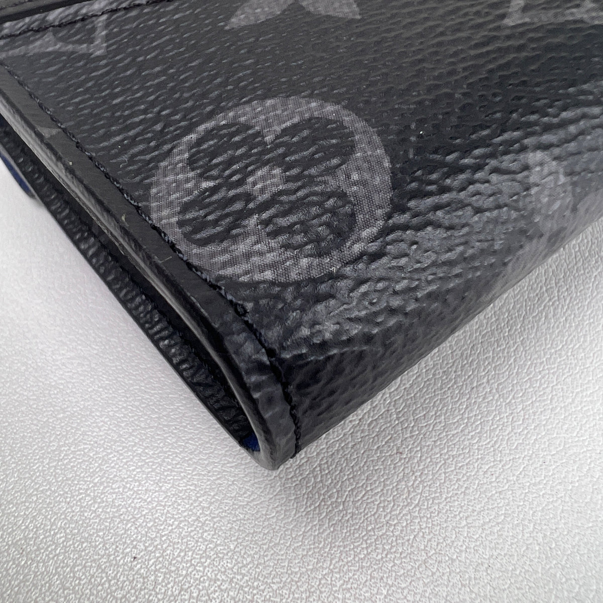 Louis Vuitton Black Small goods A-17663